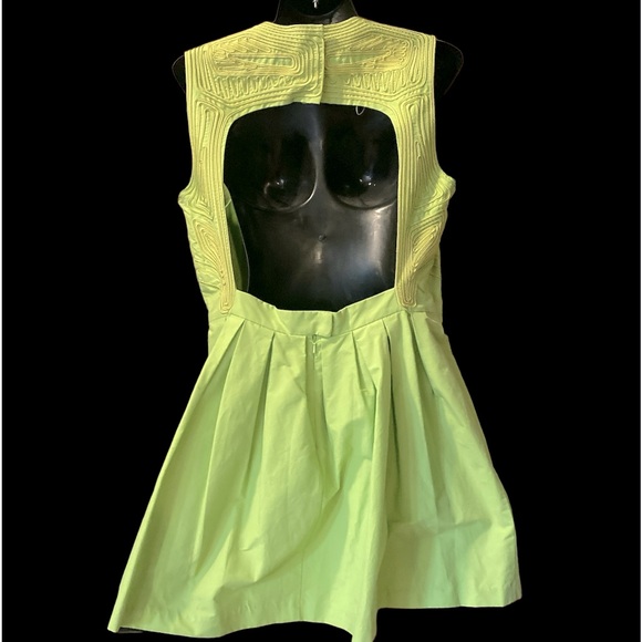 NWOT H&M Conscious Collection green dress w/ embroidery, sz 12 - Picture 3 of 4